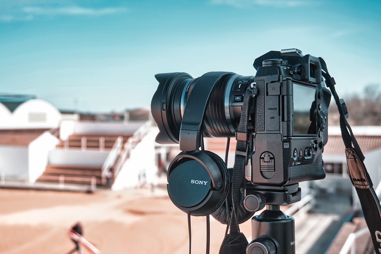 CONTENT VIDEO STREAMING SERVICES